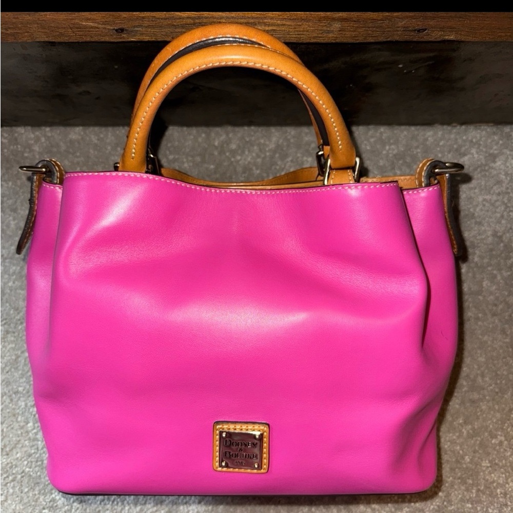 Dooney & Bourke Wexford Brenna in Magenta with strap - Picture 6 of 12